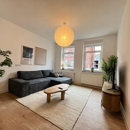 Apartment Bright Elzer Strasse