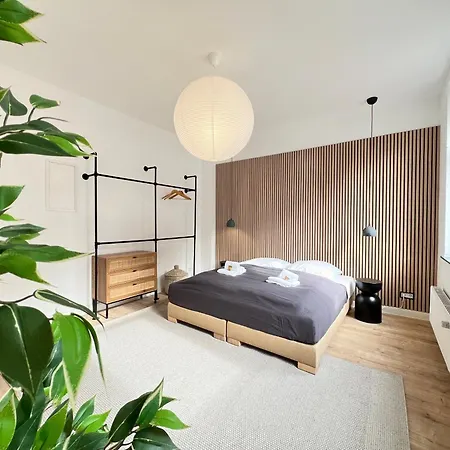 Bright Elzer Strasse