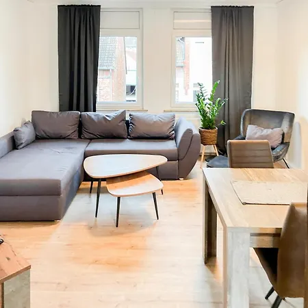 Апартаменты Bright Elzer Strasse *