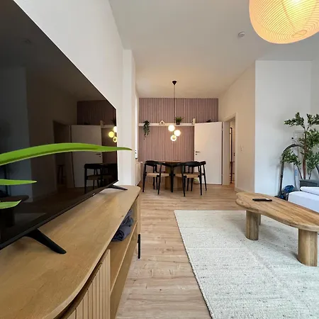 Bright Elzer Strasse Хильдесхайм