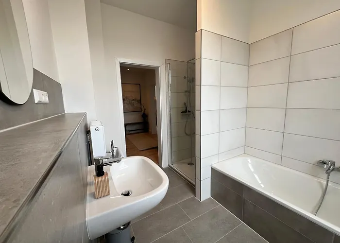 Bright Elzer Strasse Апартаменты