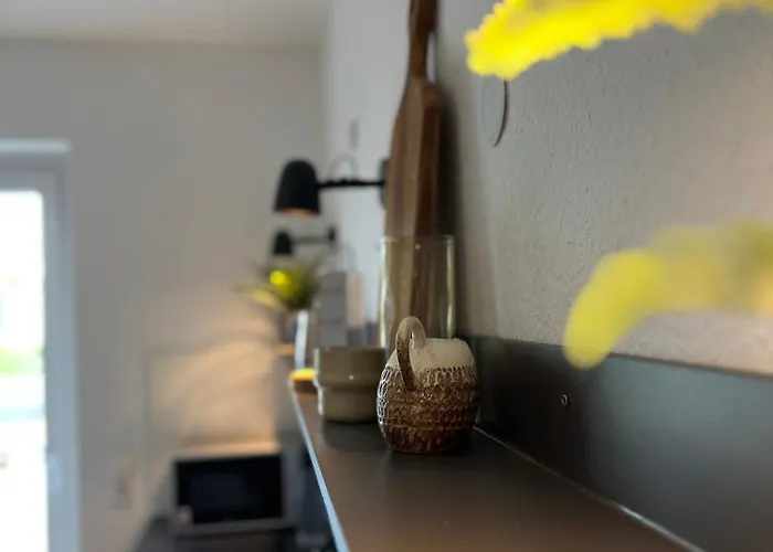 Апартаменты Bright Elzer Strasse Хильдесхайм