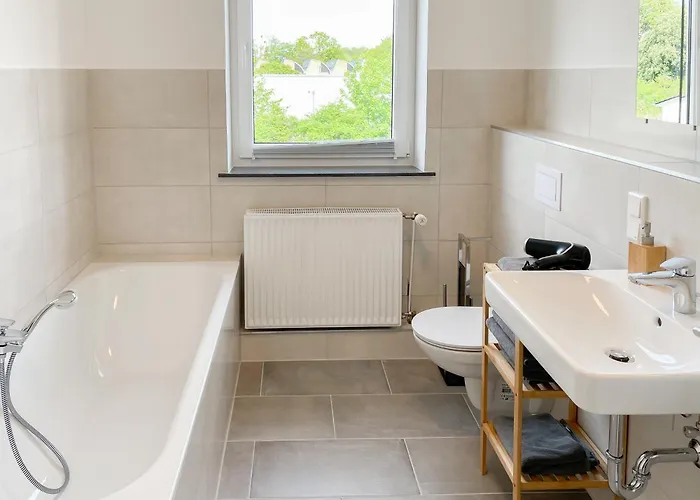 Апартаменты Bright Elzer Strasse *