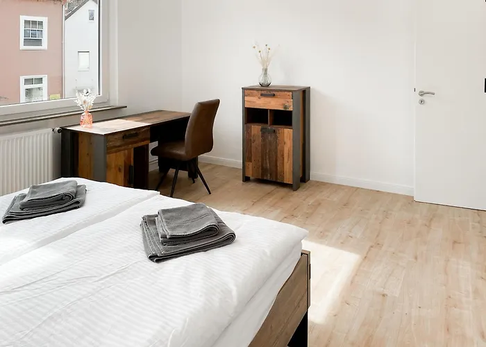 Апартаменты Bright Elzer Strasse Хильдесхайм