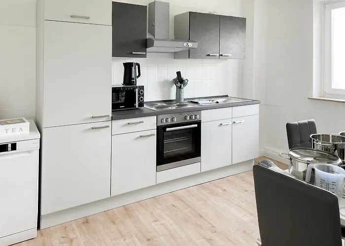 Bright Elzer Strasse Апартаменты